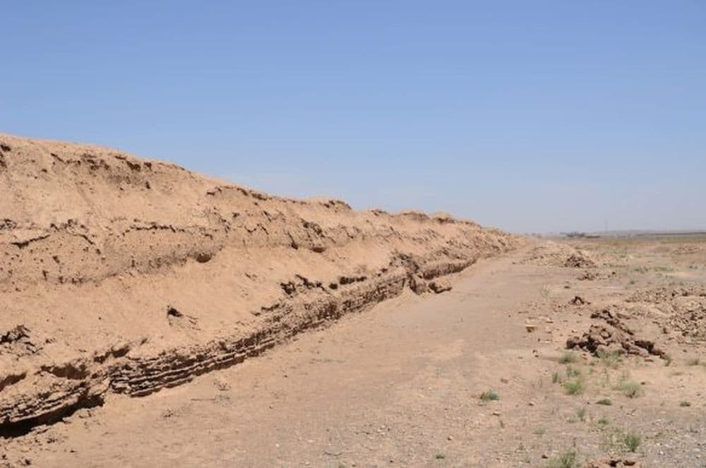 Ende der Chinesischen Mauer bei Jiayuguan