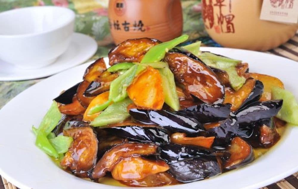 Dongbei Cai: Di San Xian