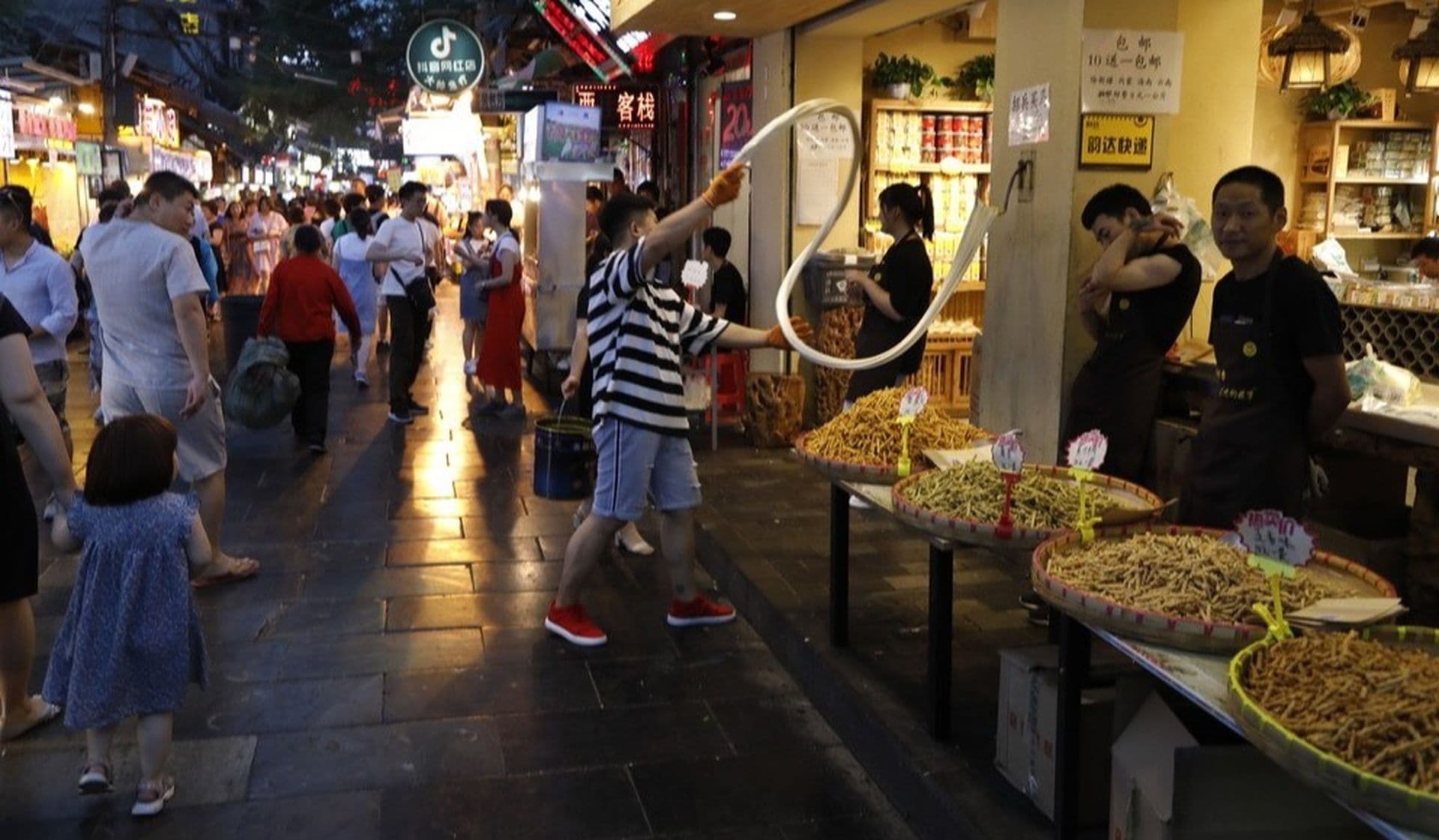 Unsere Top #5  der sonderbarsten Snacks in China