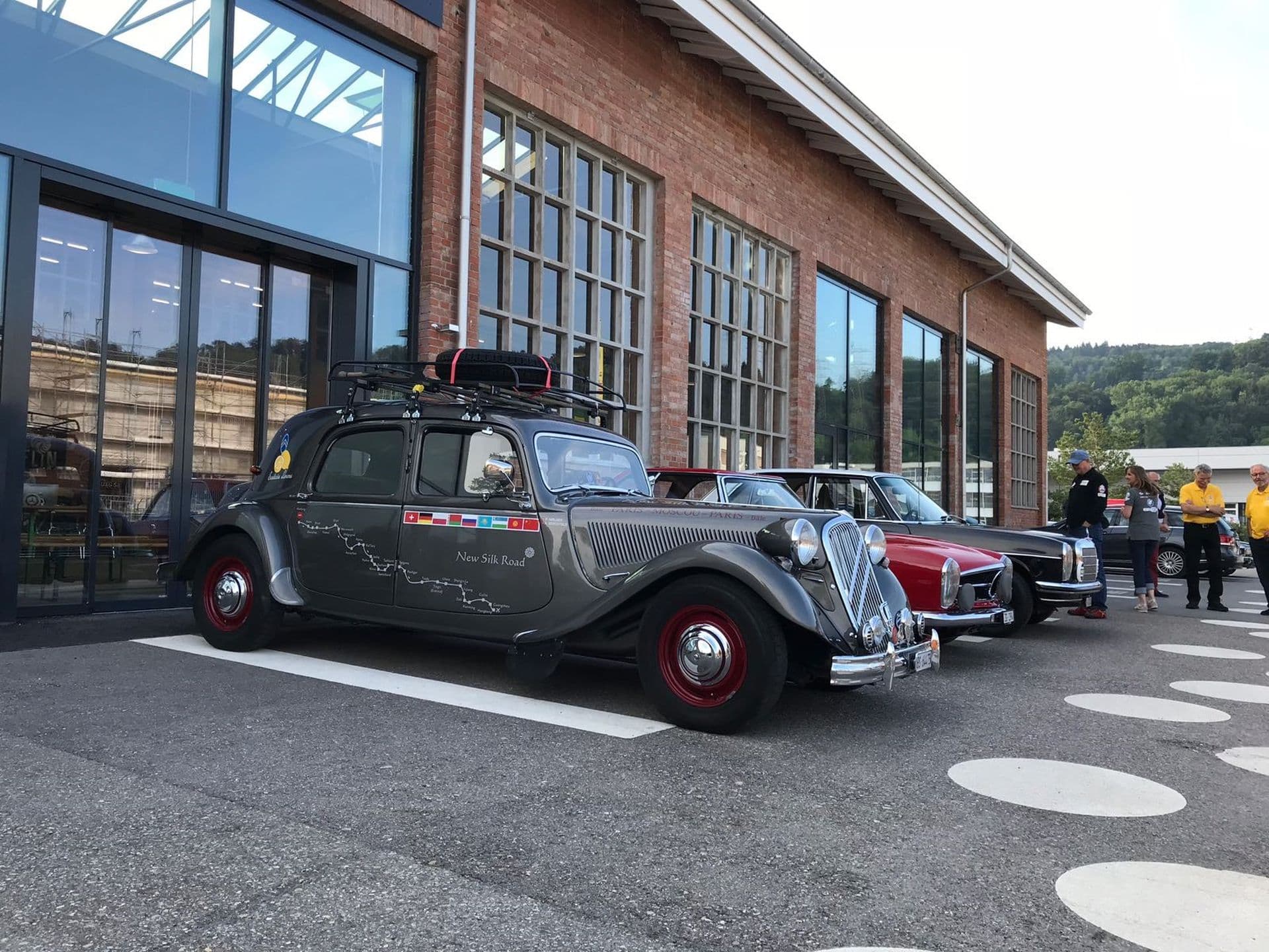 Hamburg-Hongkong 2018: Team 1 der Tibet-Oldtimerrallye