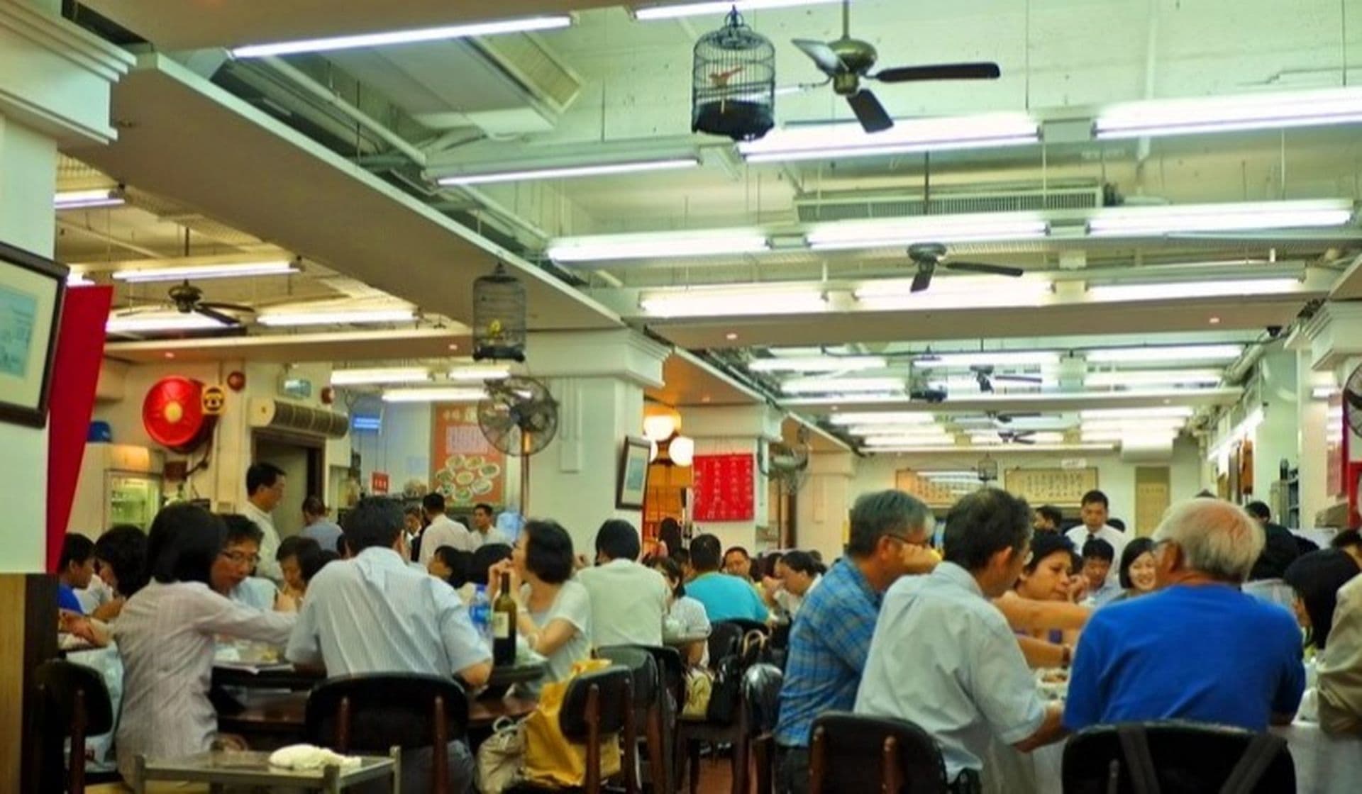 Lin Heung Tea House: Ein Stück kulinarische Geschichte in Hongkong