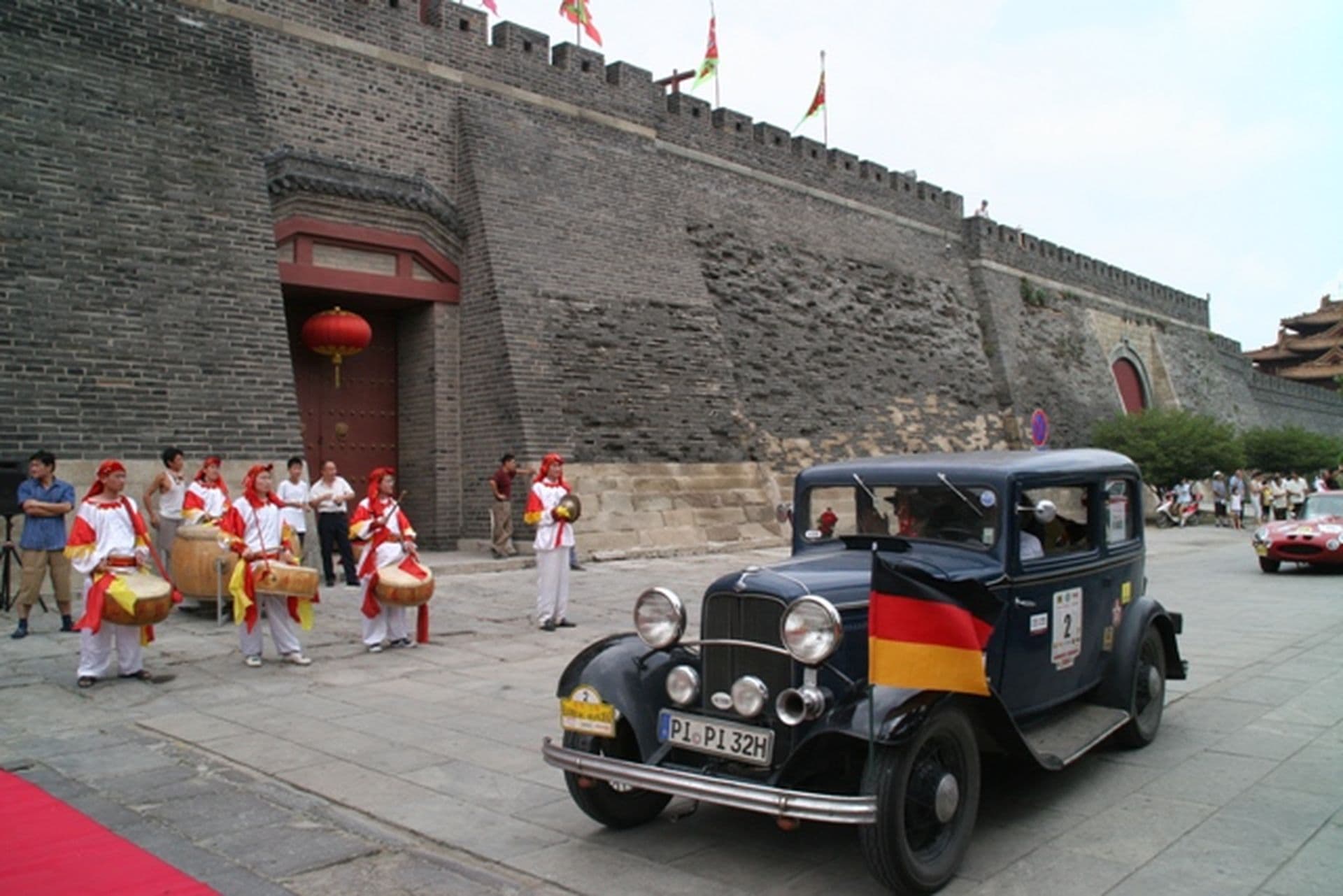 ‚Der Weg ist das Ziel’ – Von Bremen nach Shanghai im Oldtimer