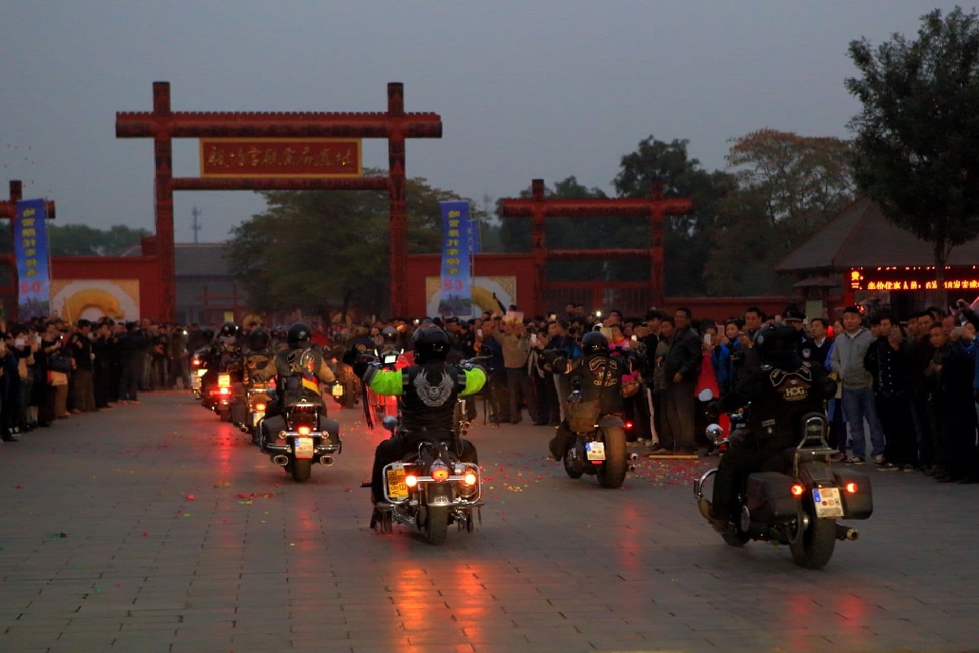 East Coast Blues 2015 | Begeisterter Empfang in der Provinz Henan