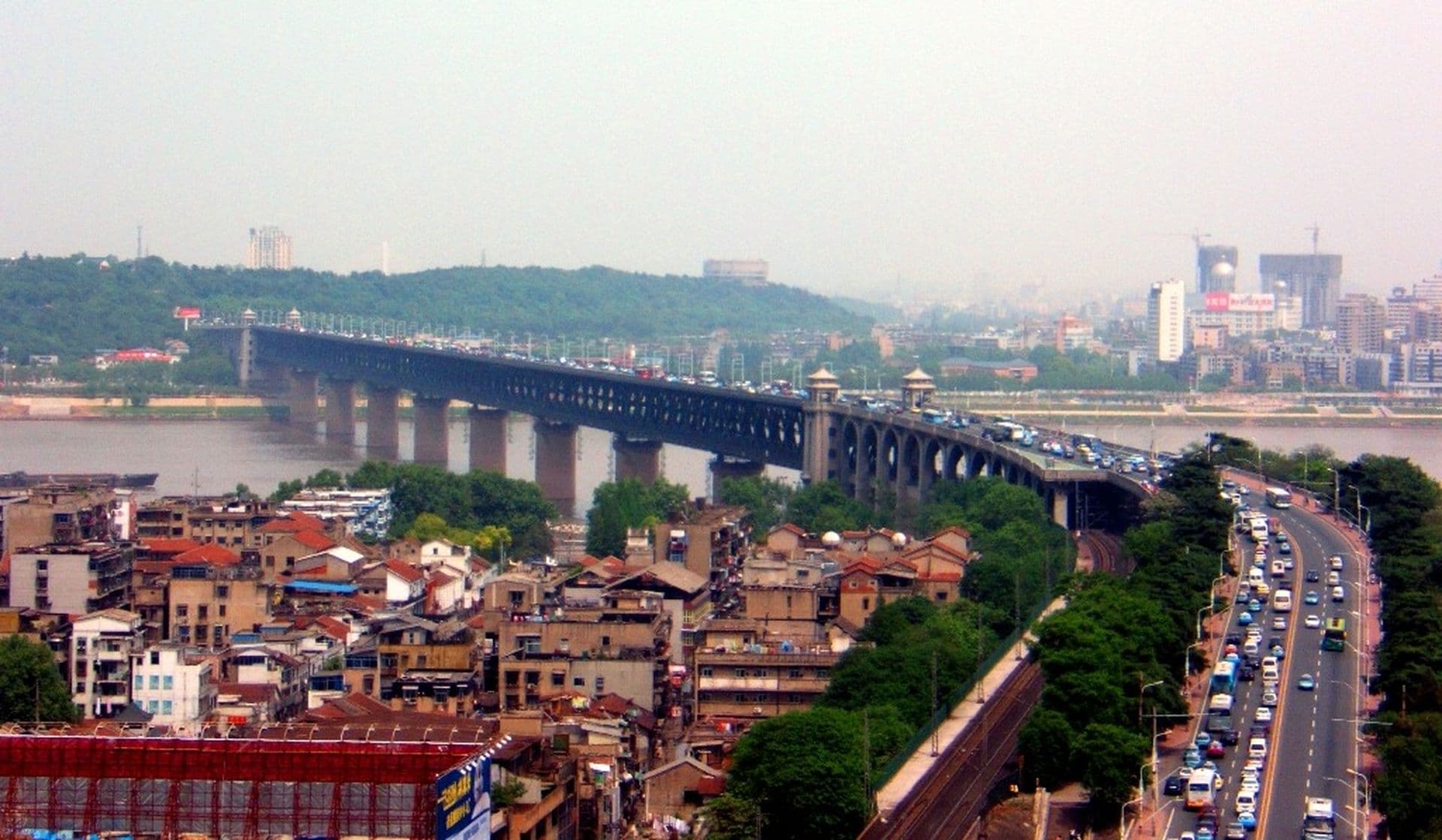Wuhan: Stadt der Vergangenheit und Gegenwart