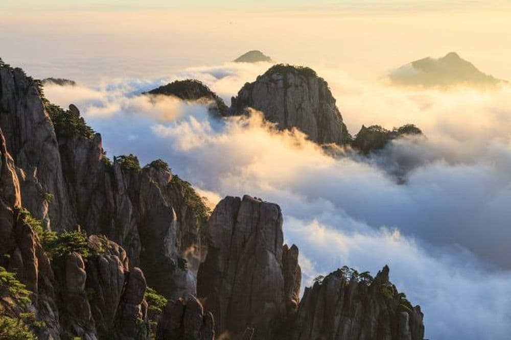 Das Huangshan-Gebirge eignet sich hervorragend für einen Aufstieg am Chongyang-Fest
