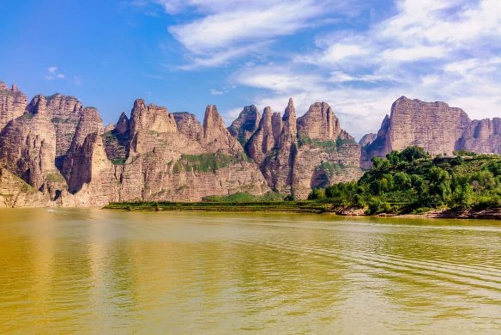 Huanghe. Gelber Fluss übersetzt, ist eine Lebensader Chinas