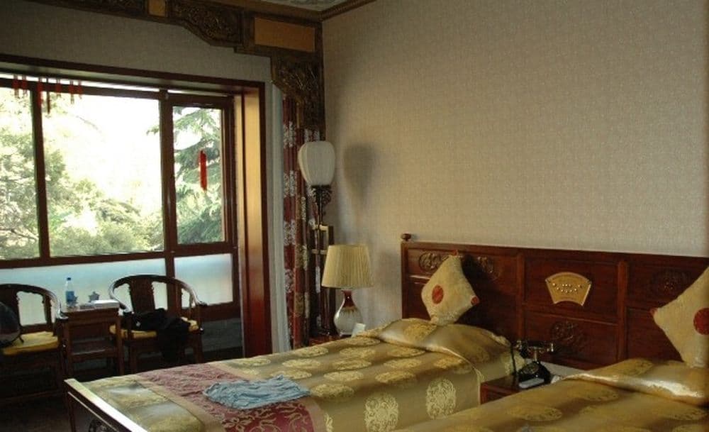 Hotel Peking.