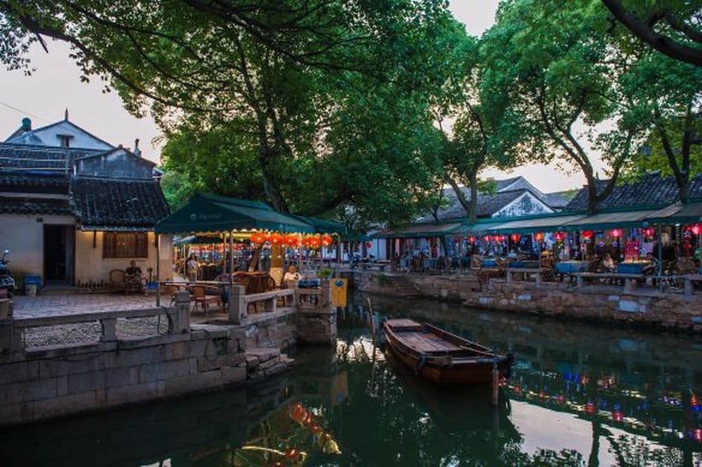 Shopping Straße in Suzhou, die Pingjiang Straße