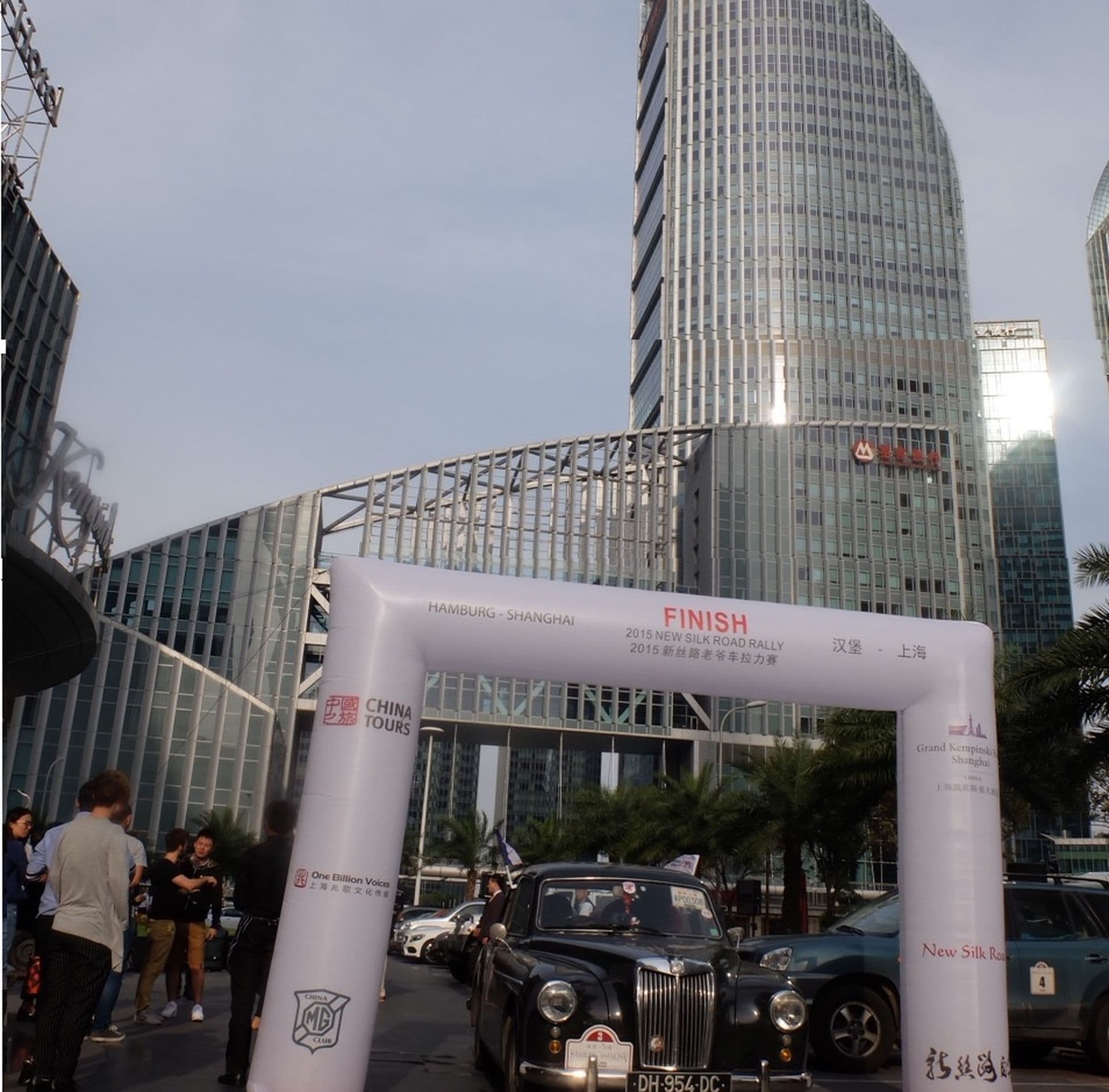 They did it! Ankunft an Tag 42 in Shanghai-Ziel erreicht