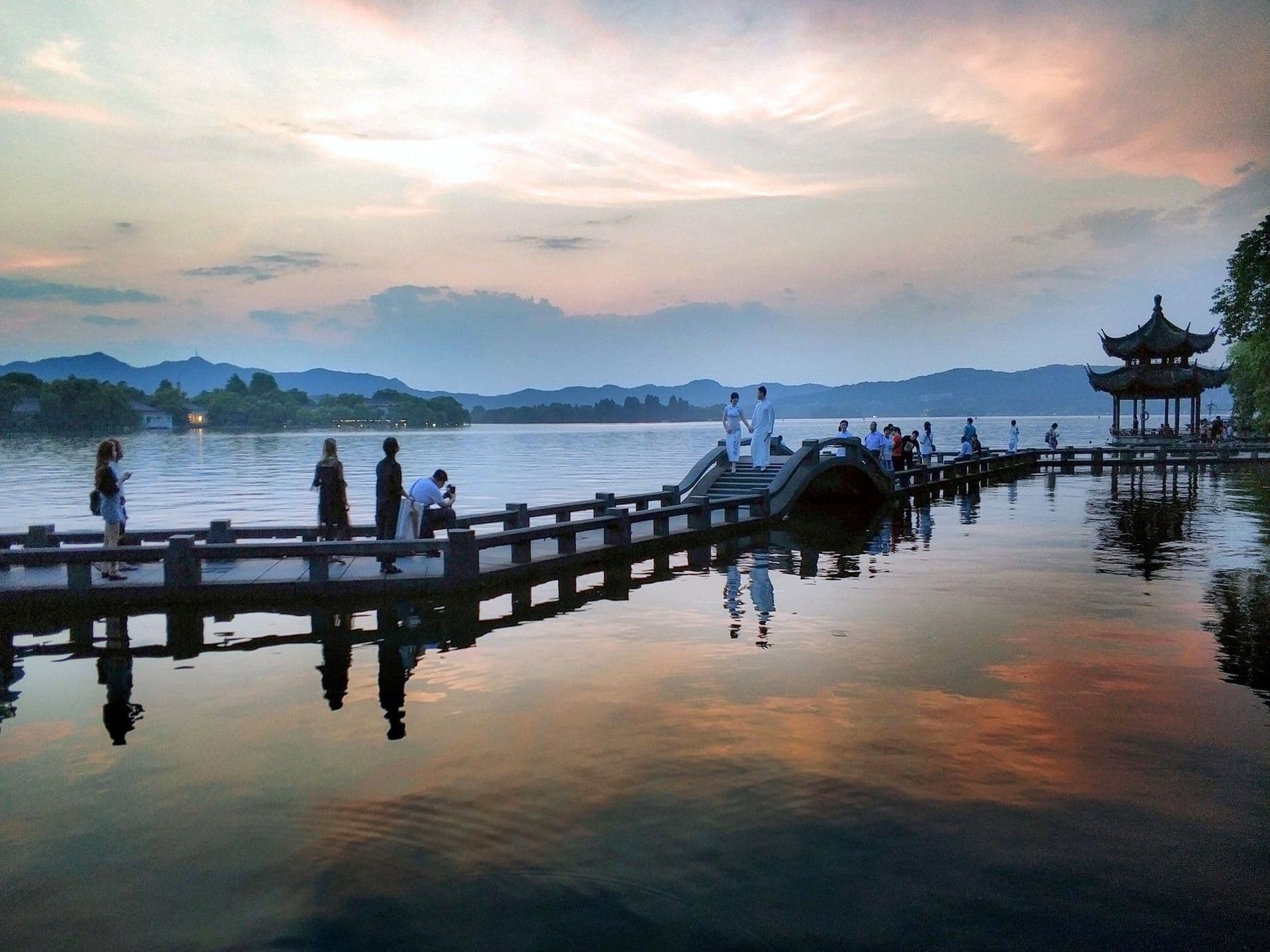 16 Hangzhou