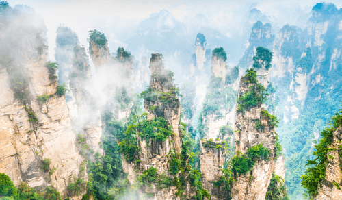CTH_BLOG_08.25_CANVA_Zhangjiajie header image