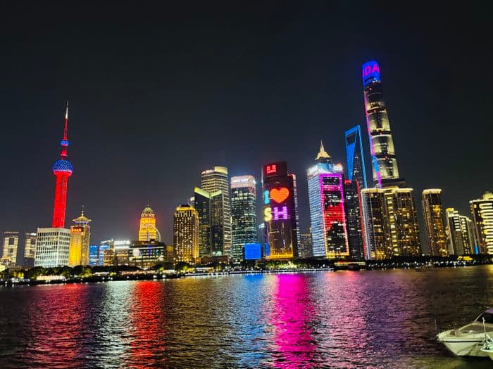 cth: Shanghai at night