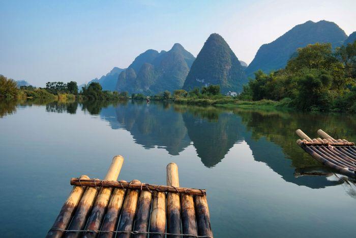 Guilin Yulong River Bamboo Raft Trip Yangshuo