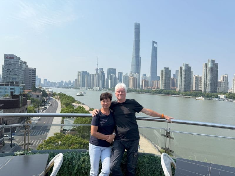cth: Shanghai Skyline (Ute and Christian)